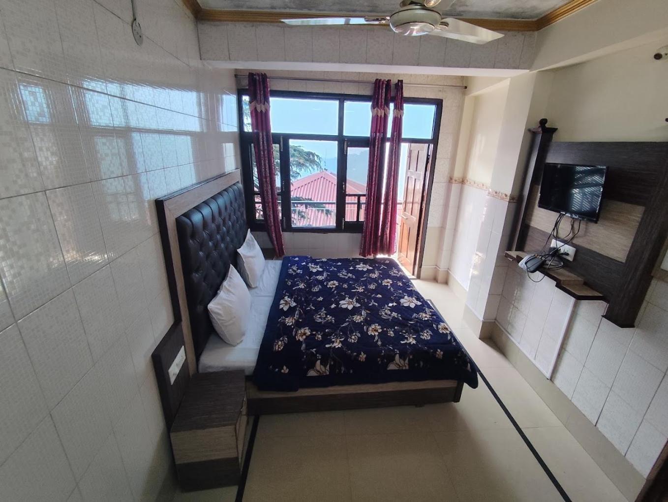 Krishna Holiday Guest House Block II Dharamshala Ngoại thất bức ảnh